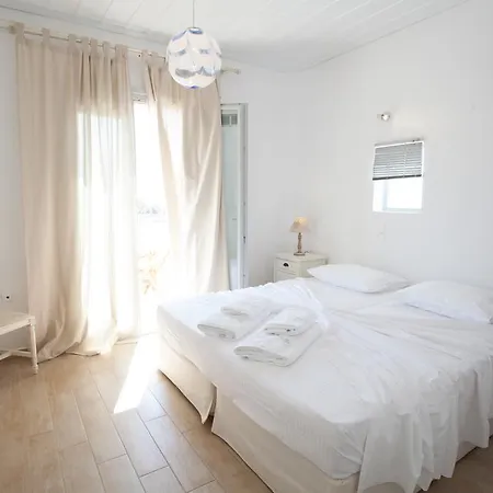 Villa Arya Naousa (Paros)